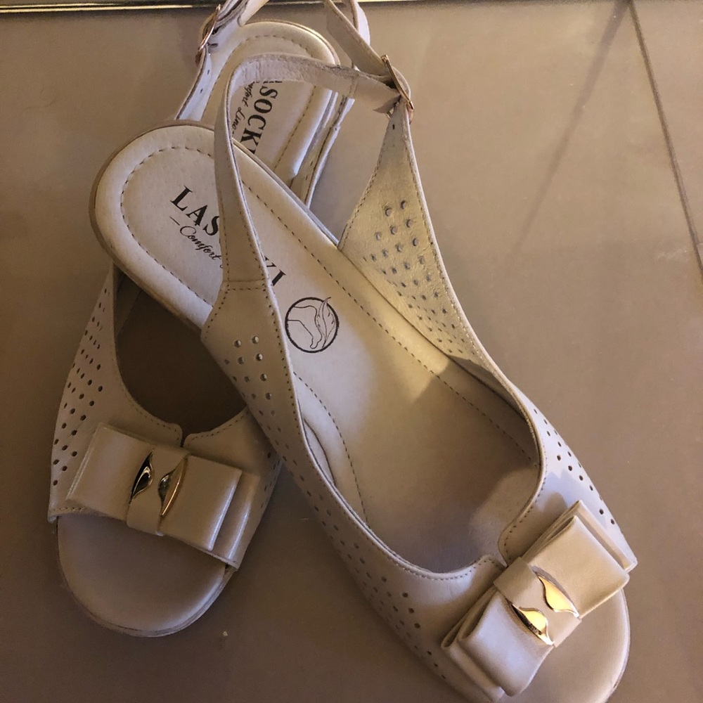 Summer shoes